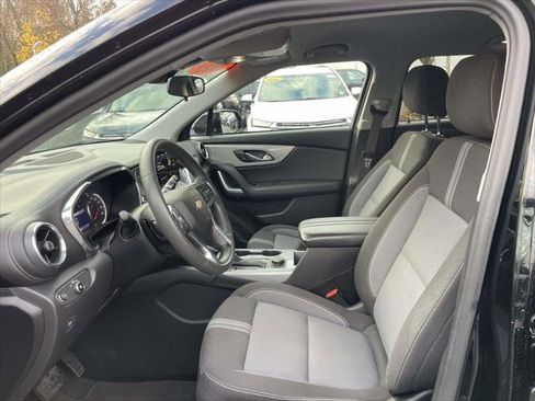 Used 2023 Chevrolet Blazer LT image 13