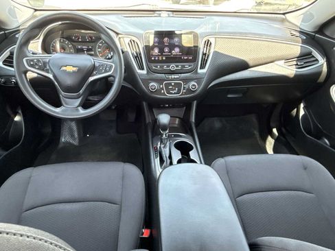 Used 2022 Chevrolet Malibu LS FWD image 14