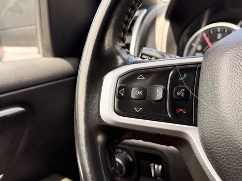 Used 2022 RAM 1500 Big Horn AWD/4WD image 16