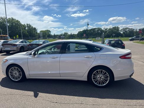 Used 2016 Ford Fusion SE w/ Equipment Group 202A AWD/4WD image 8