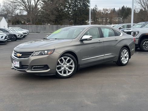 Used 2017 Chevrolet Impala Premier w/ Enhanced Convenience Package image 1