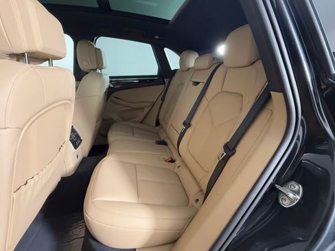 New 2026 Porsche Macan image 24