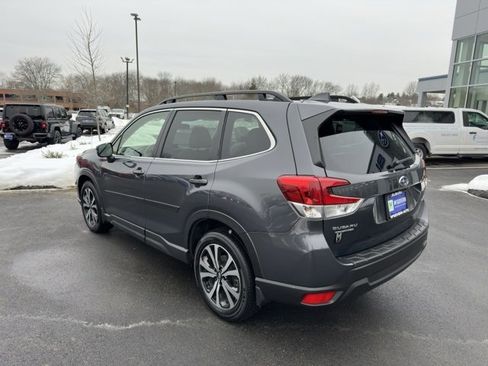 Used 2023 Subaru Forester Limited image 8