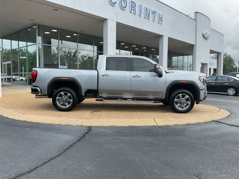 Used 2025 GMC Sierra 2500 SLE w/ SLE Value Package; AWD/4WD image 7