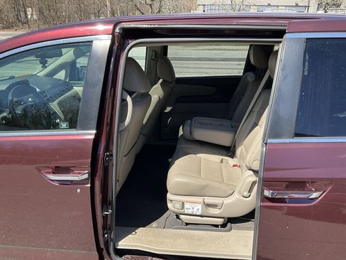 Used 2012 Honda Odyssey EX-L image 14
