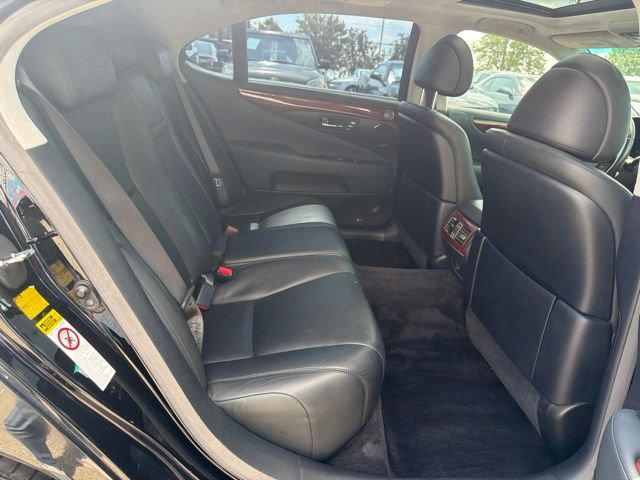 Used 2007 Lexus LS 460 L RWD image 23