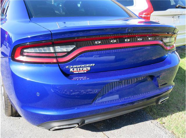 Used 2022 Dodge Charger SXT w/ Plus Group RWD image 17