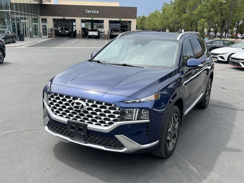 Used 2023 Hyundai Santa Fe Limited AWD/4WD image 2