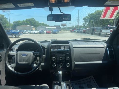 Used 2011 Ford Escape XLT w/ 202A Rapid Spec Order Code AWD/4WD image 9