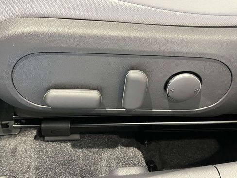 New 2026 Hyundai Kona Limited FWD image 14