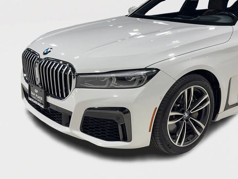 Used 2020 BMW 750i xDrive w/ Autobahn Package image 7