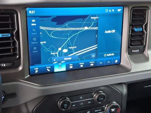 Certified 2024 Ford Bronco Black Diamond image 23