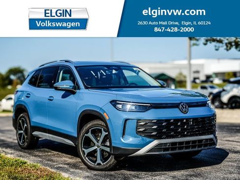 New 2025 Volkswagen Tiguan SE image 1