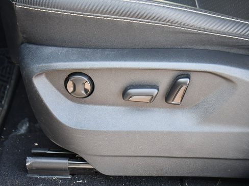 Used 2022 Volkswagen Atlas Cross Sport SE image 14