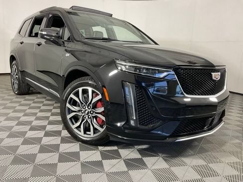 Used 2024 Cadillac XT6 Sport w/ Technology Package AWD/4WD image 39