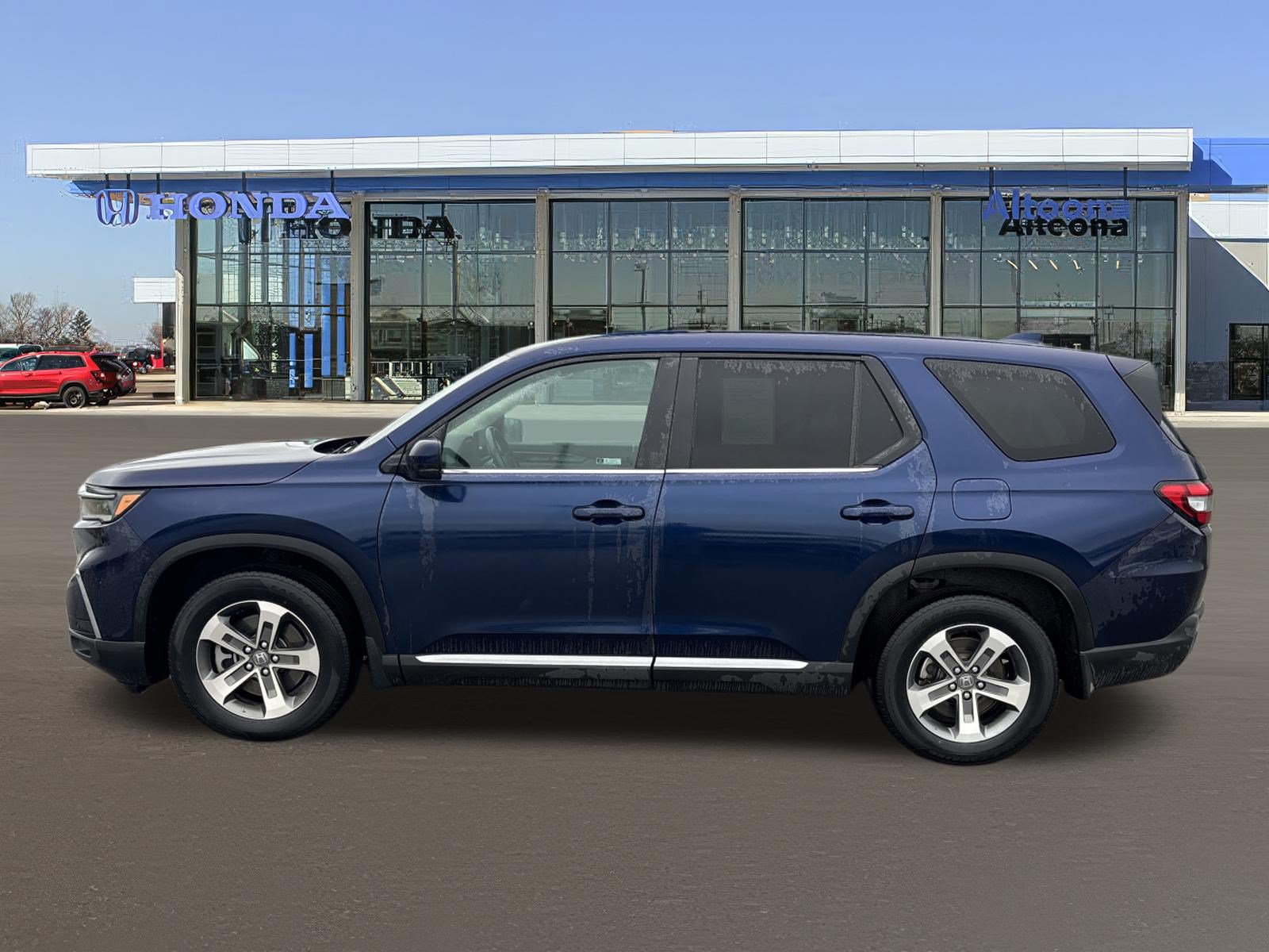 Used 2025 Honda Pilot EX-L image 2