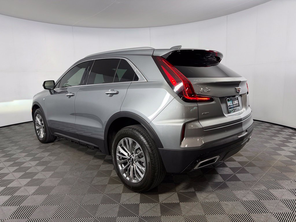 Used 2024 Cadillac XT4 Premium Luxury AWD/4WD image 9