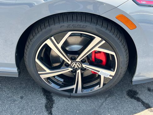 New 2025 Volkswagen GTI SE image 28