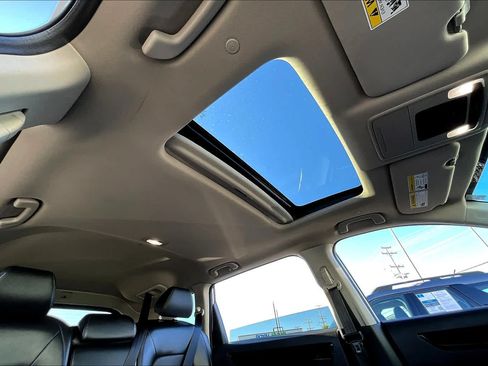 Used 2023 Honda CR-V EX-L image 14