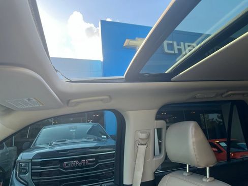Used 2022 Ford Expedition Max XLT RWD image 14