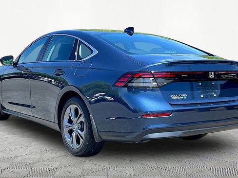 Used 2024 Honda Accord EX image 5