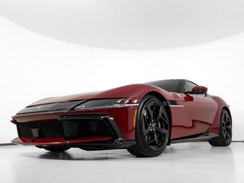 Used 2025 Ferrari 12Cilindri RWD image 14