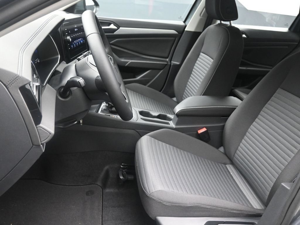 Used 2025 Volkswagen Jetta S FWD image 19