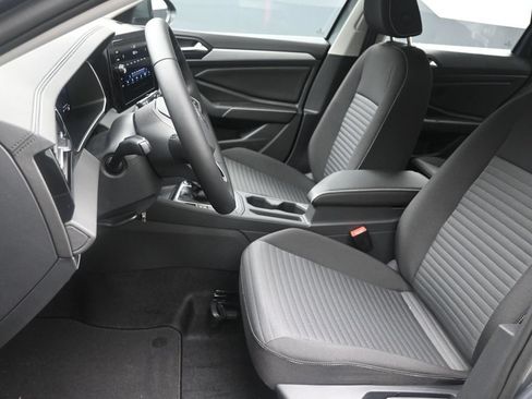 Used 2025 Volkswagen Jetta S FWD image 19