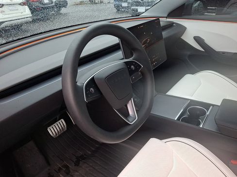 Used 2025 Tesla Model 3 Performance image 24