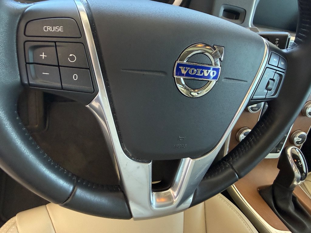 Used 2016 Volvo S60 T5 Premier FWD image 17