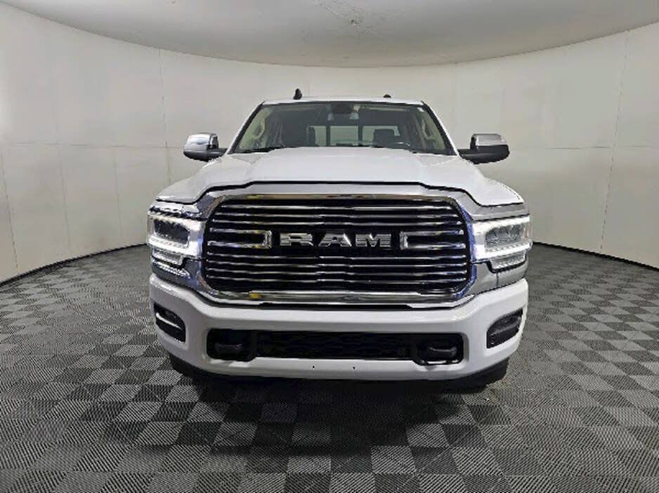 Used 2022 RAM 2500 Laramie AWD/4WD image 4