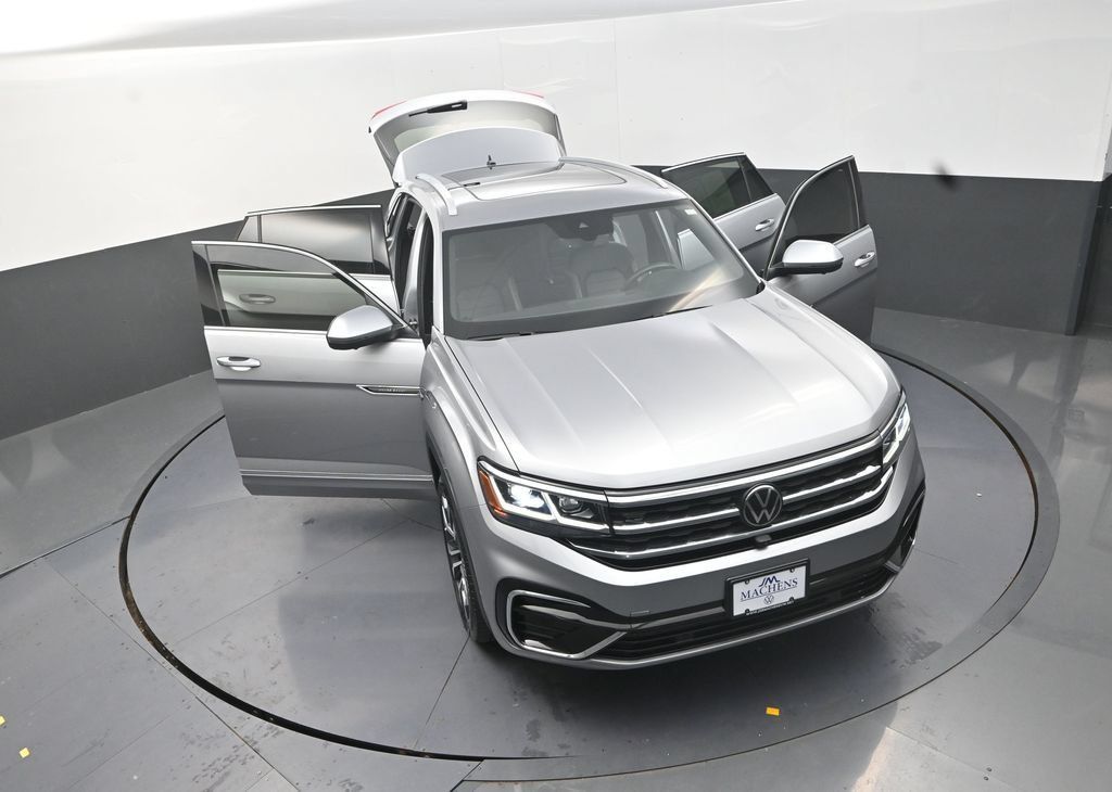 Used 2023 Volkswagen Atlas Cross Sport SEL Premium R-Line AWD/4WD image 30
