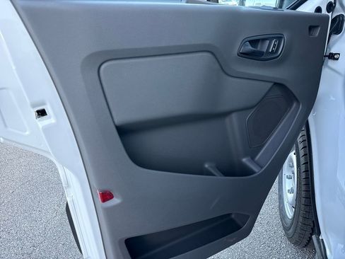 New 2026 Ford Transit 250 148 Medium Roof image 18