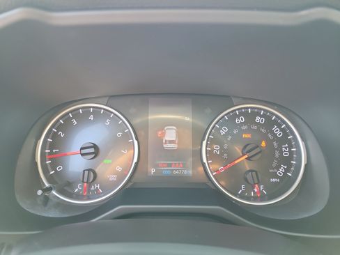Used 2022 Toyota RAV4 XLE Premium w/ Carpet Mat Package (TMS) AWD/4WD image 24