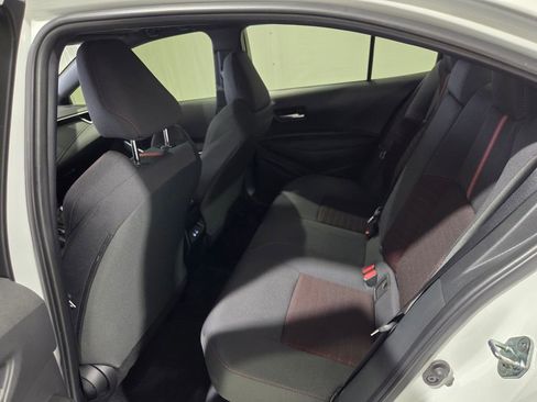 Used 2023 Toyota Corolla SE w/ SE Package image 11