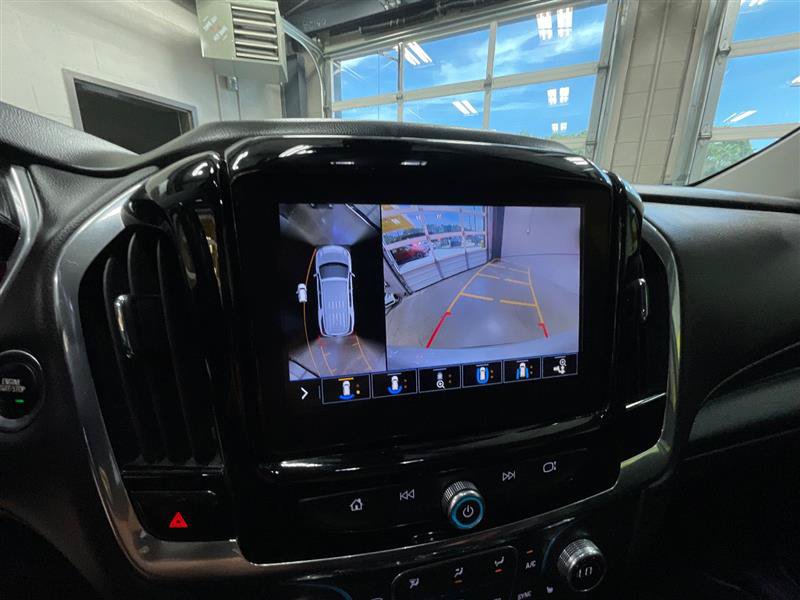 Used 2020 Chevrolet Traverse RS FWD image 18