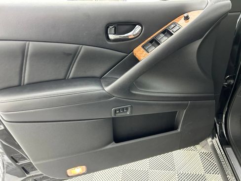 Used 2013 Nissan Murano LE w/ Platinum Pkg AWD/4WD image 11