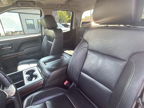 Used 2015 GMC Sierra 1500 SLT w/ Suspension Package, Off-Road AWD/4WD image 16