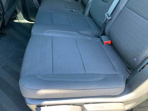 Used 2023 Chevrolet Suburban LS AWD/4WD image 18