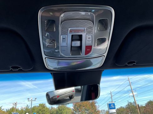 Used 2025 Genesis GV70 3.5T Sport w/ Sport Advanced Package image 34