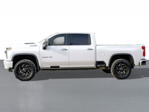 Used 2021 Chevrolet Silverado 2500 High Country w/ Z71 Off-Road Package image 9