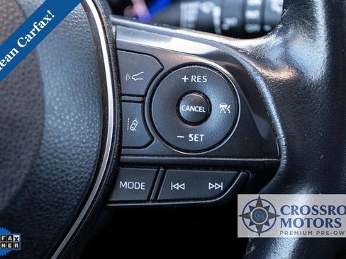 Used 2022 Toyota Corolla Cross XLE w/ Convenience Package image 31