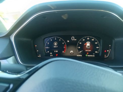 Used 2025 Acura Integra image 10