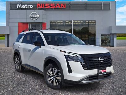 New 2026 Nissan Pathfinder SL