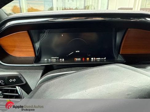 Used 2019 Lincoln Navigator Reserve AWD/4WD image 7
