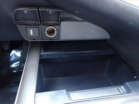 Used 2021 Toyota Camry LE image 21