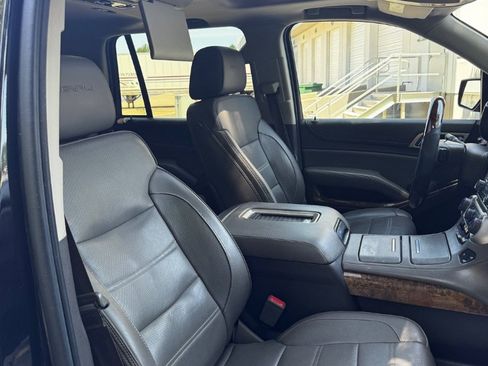 Used 2016 GMC Yukon Denali w/ Open Road Package AWD/4WD image 18