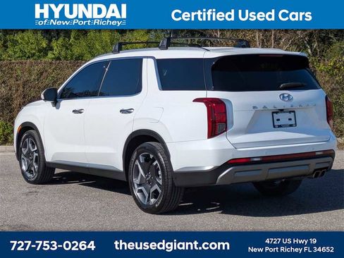 Certified 2023 Hyundai Palisade SEL w/ Cargo Package image 3