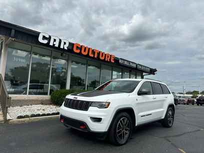 Used 2019 Jeep Grand Cherokee Trailhawk w/ Trailhawk Luxury Group