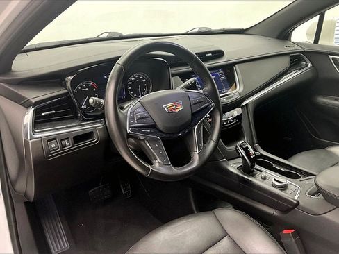 Used 2020 Cadillac XT5 Premium Luxury image 13